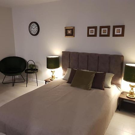 Daukanto Apartment For You Klaipeda Bagian luar foto